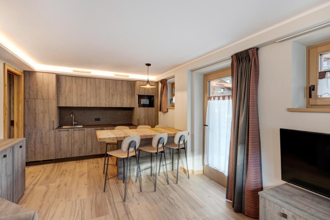 Snow Mountain Planet Suite House Livigno Exterior foto